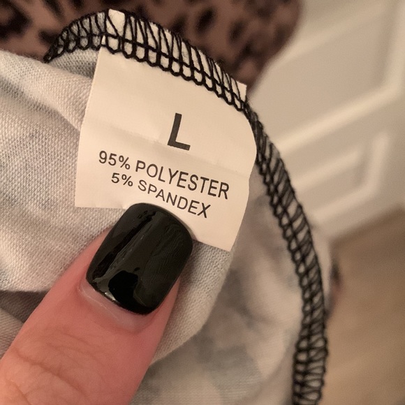 striped box boutique - leopard lacey top - Picture 8 of 8